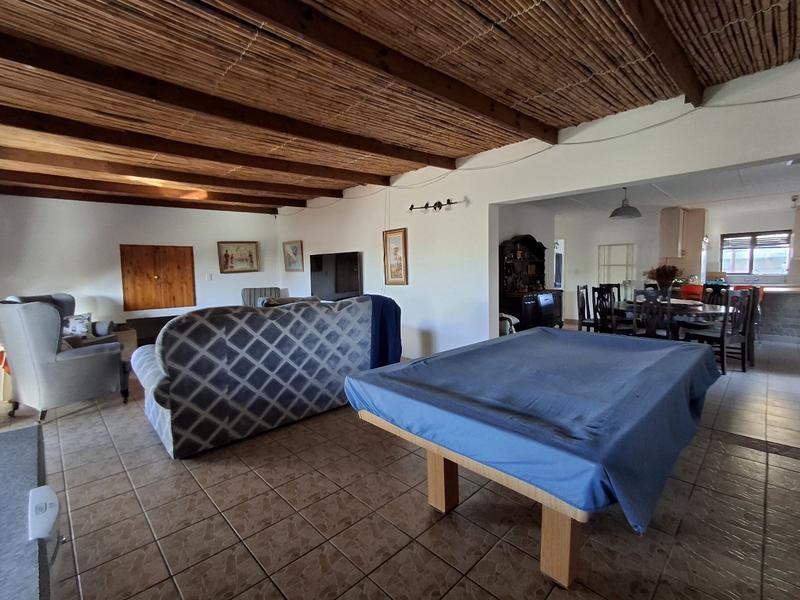 4 Bedroom Property for Sale in Britannia Bay Western Cape